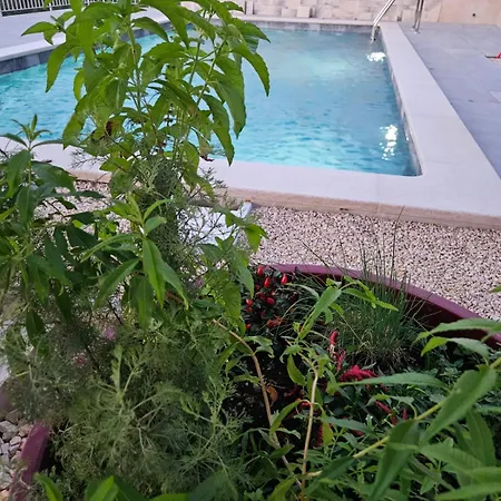 Domus In Monte Kaldir