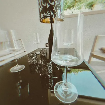 Domus In Monte Semesterbostad