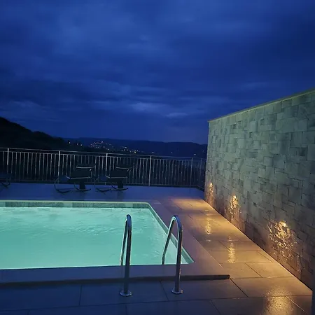 بيت للعطل Domus In Monte
