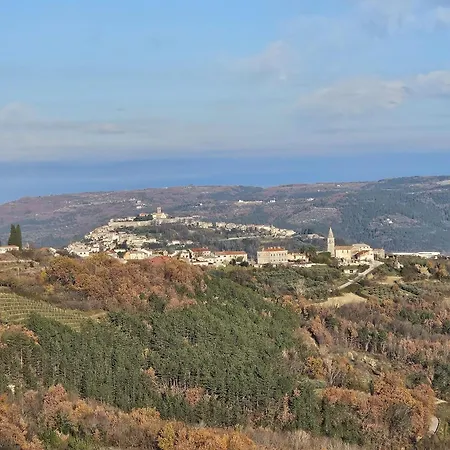 Domus In Monte Holiday home