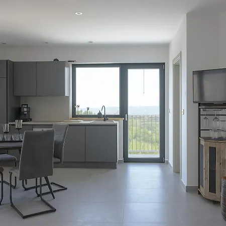 Domus In Monte Ferienhaus *